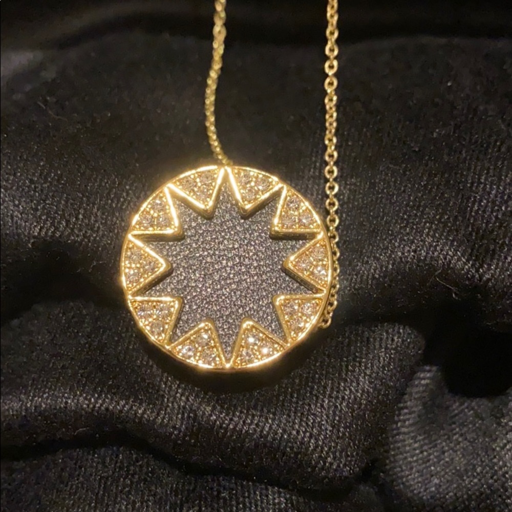 House of Harlow 1960 Starburst gold necklace